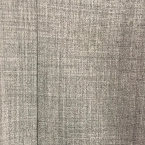 Gray suit pants in size 6 Petite - Picture 2 of 3